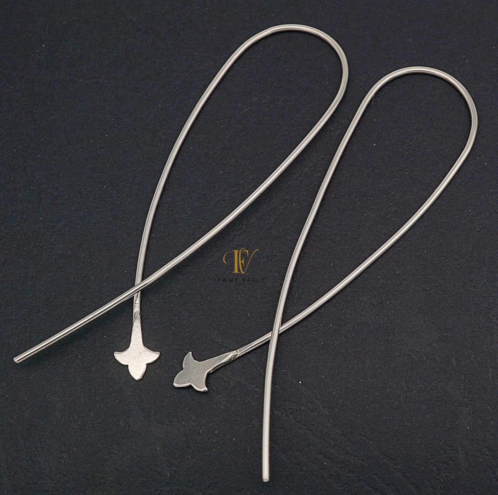 Arrowhead Long Loop Wire Earrings