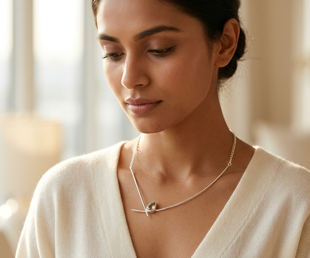 Green Amethyst Bar Necklace